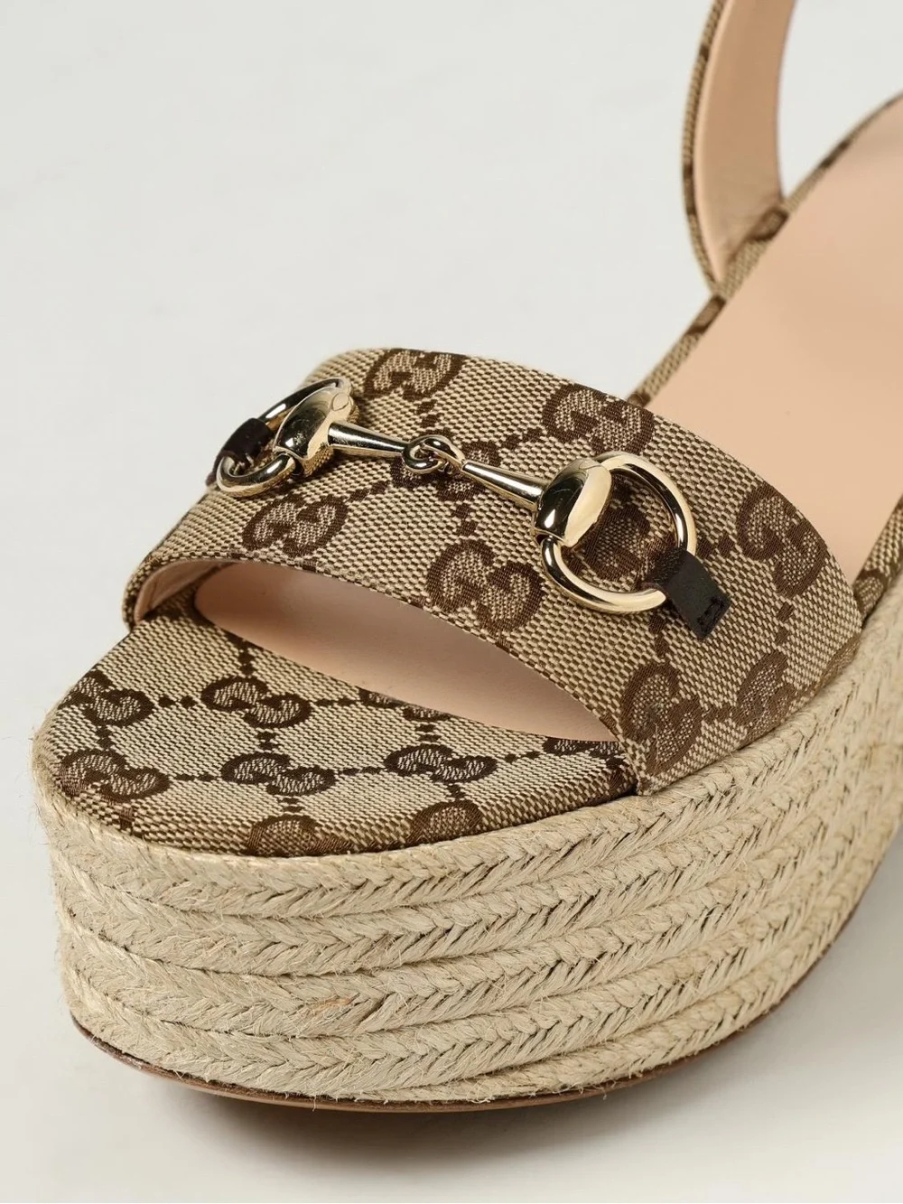 Gucci GG Monogram (Wedge-Plataformas)